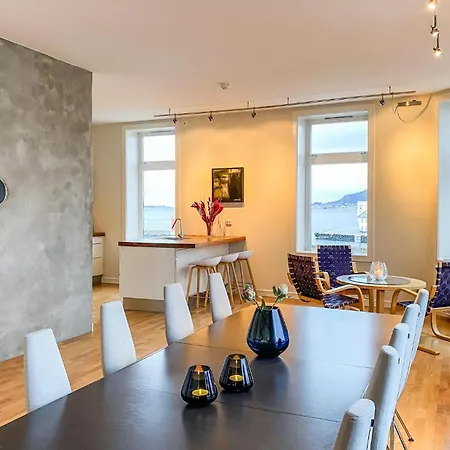 1 Bedroom Stunning In