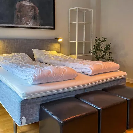 1 Bedroom Stunning In *